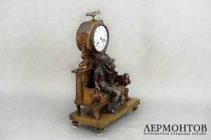 Каминные часы. Бронза. Франция, начало XIX века.