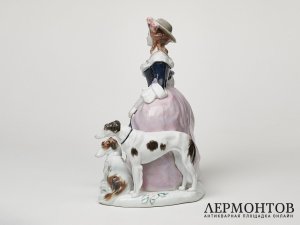 Статуэтка «Дама с борзыми». Фарфор, Karl Ens, Германия, 1919–1940 годы
