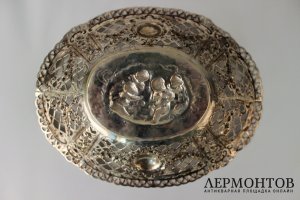 Ваза ажурная с путти. Серебро 835 проба. Европа. XX век.