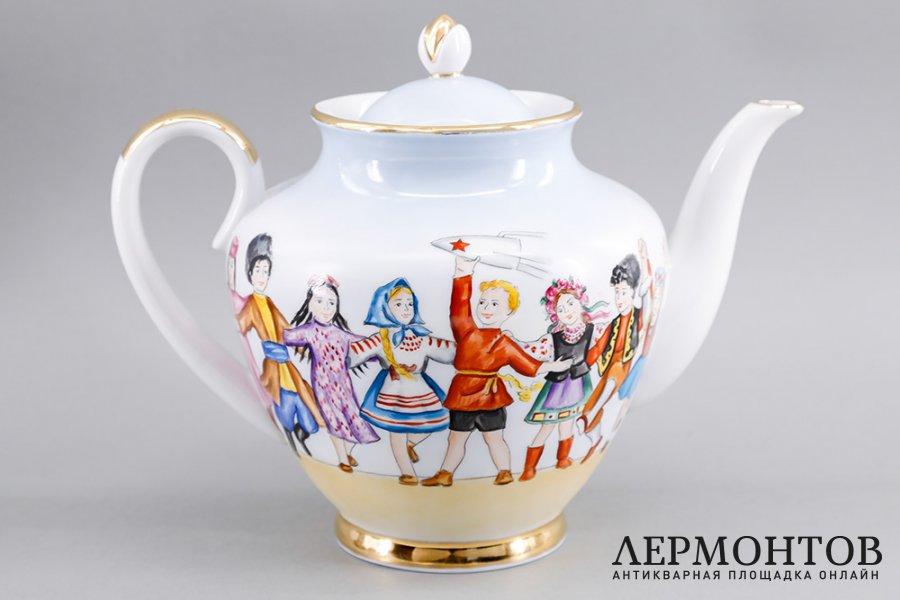 Сервиз Да здравствует дружба советских ребят. ЛФЗ, 1987 - 1989