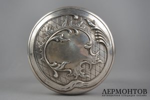 Баночка многофункциональная. Россия. Фирма К.Фаберже. Кон.19 века. Серебро 84 пробы.