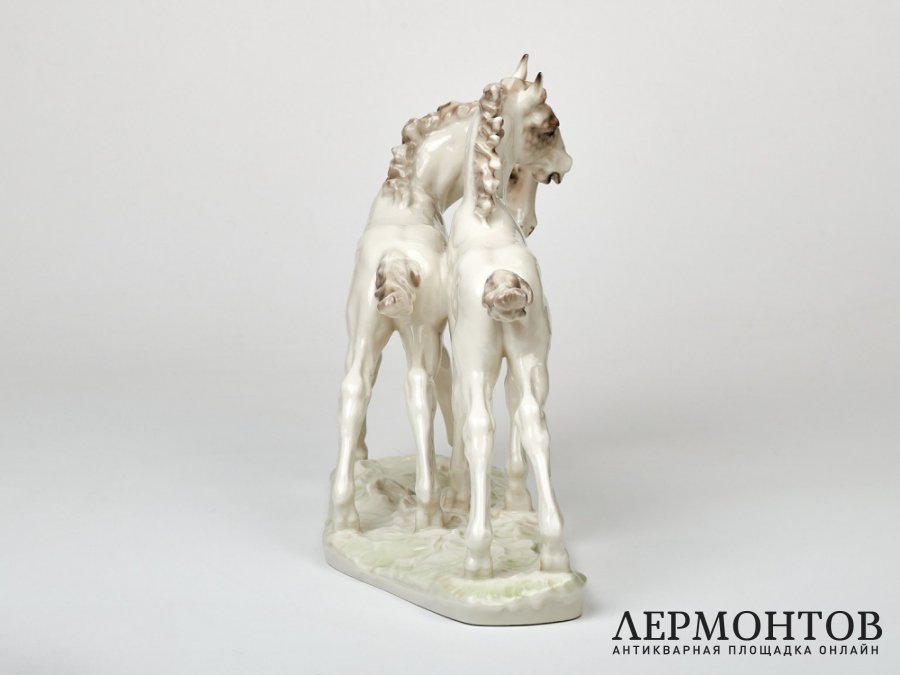 Статуэтка «Жеребята». Фарфор, Lorenz Hutschenreuther, Германия, 1970–1985 годы