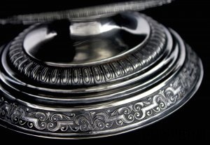 Ваза в стиле ампир с маскаронами. Серебро 800 пробы. Германия
