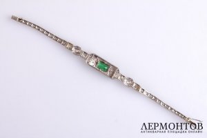 Браслет с изумрудом и бриллиантами в стиле ар деко. Платина. Европа
