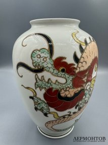 Ваза с драконом. Фарфор, роспись, Schaubach Kunst, Германия, 1-я половина 20 века