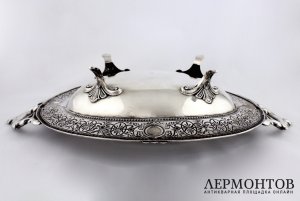 Сухарница на ножках. Серебро 800 пробы. Германия, XIX в.