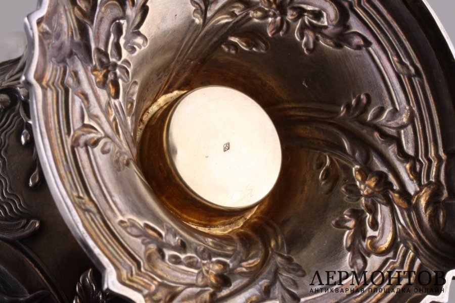 Графин для вина. Ed. Tetard. Серебро 950 пробы, стекло, золочение. Франция, XIX в.