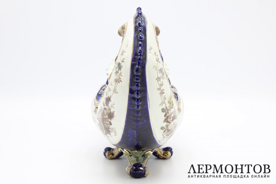 Ваза Рог изобилия. Австрия, 1900-1920е. Фаянс, роспись по деколи.