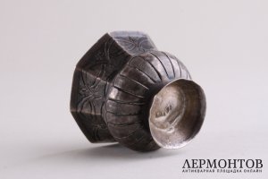 Чарка. Солодников Иван. Серебро 84 пробы, чеканка. Россия, Москва, 1761 г.