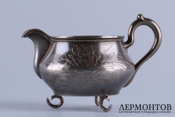 Чайный набор из сахарницы и сливочника. А. Фульд Серебро 84 пробы. Россия, XIX в.