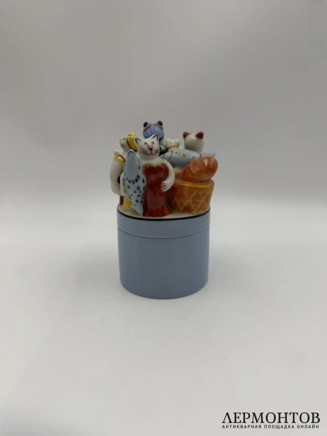 Шкатулка «Коты» из серии «Benedikt & Friends». Фарфор, роспись, Villeroy & Boch, художница R. Benedikt, Германия