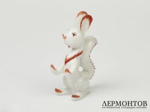 Статуэтка «Белка». Фарфор, Dressel, Kister & Co, Германия, 1902–1904 годы