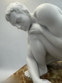 Статуэтка «Scientia» («Знания»). Бисквит, Lladro, скульптор Ernest Massuet, Испания