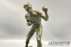 Скульптура Боксер. Западная Европа, нач. 20 века, автор L. Alliox. Бронза.