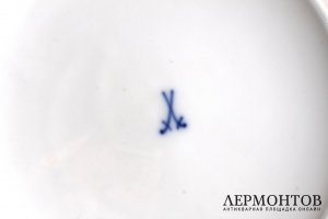 Тарелка Цветы. Фарфор, роспись, кобальт. Германия, Мейсен, XIX век