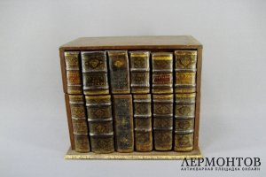 Кабинетный бар Книги. Кожа, дерево, стекло. Франция.