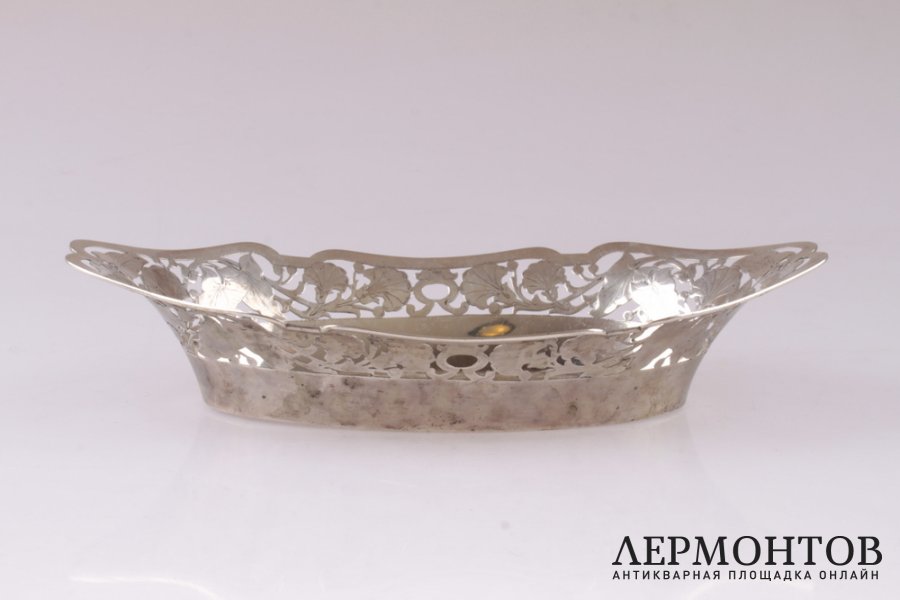 Блюдо, фруктовница. Серебро 800. Европа