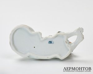 Статуэтка «Спаниель». Фарфор, Goebel, Германия, 1935–1949 годы