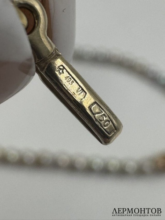 Колье из жемчуга акойя с бриллиантами. Золото 750, Pertegato Enrico, 1-я пол. 20 в.