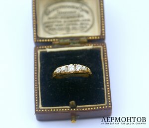 Золотое кольцо с бриллиантами старой огранки. Англия, 750 пр
