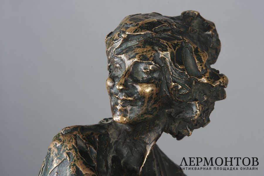 Скульптура Девушка. Франция, автор модели П.Трубецкой. 1911 г. Бронза.