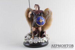 Скульптура Архангел Михаил. Камнерезная композиция. Современная работа.
