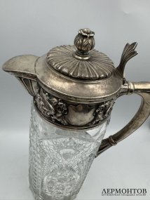 Кувшин с гербовым щитом и грифонами. Серебро 84 пробы, хрусталь, фабрика В. Морозова, Россия, 1908–1917 годы