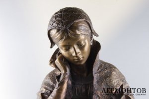Скульптура За чтением. Франция, автор Louis Hottot, кон. 19 в. Шпиатр.