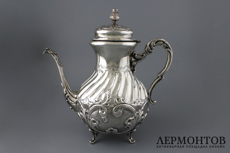 Большой чайник. Серебро 925 пробы. Европа, начало XX в.