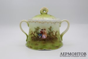 Сахарница с галантной сценой. Россия, фарфоровый завод Гарднера, конец 19 в.