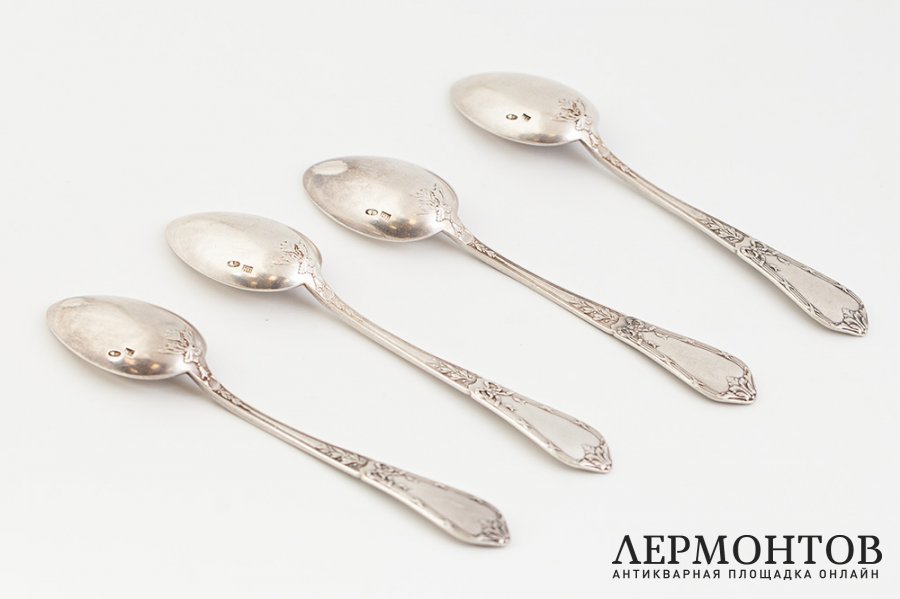 Чайные ложки 4 шт. Российская Империя, Н. Павлов, 1908-1917 гг.  Серебро 84 пробы.