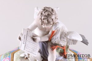 Шкатулка Амур и аист с календарем. Фарфор, роспись, золочение. Германия, KPM, XIX век