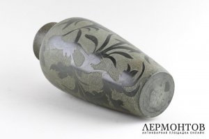 Ваза с декором в виде танцующих на лианах девушках. Камень, шлифовка. Европа, XX в.
