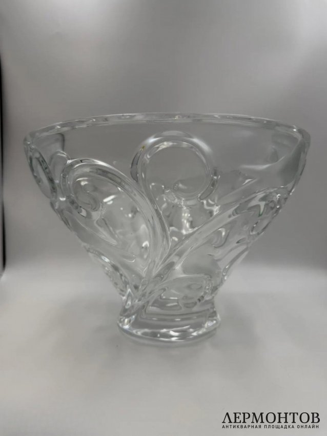 Ваза-чаша «Verone» с голубями. Хрусталь, Lalique, Франция