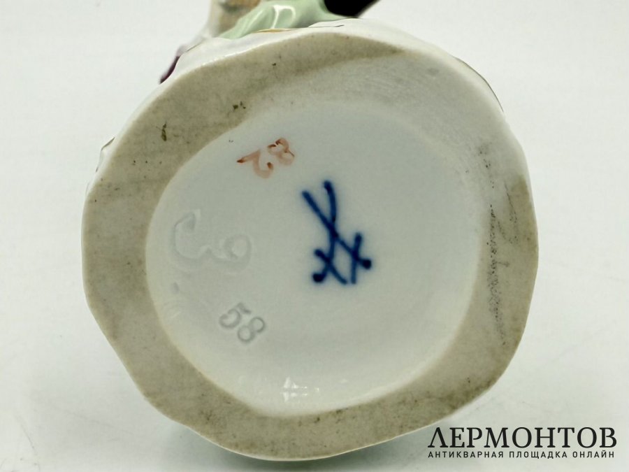Статуэтка Парижские крикуны Музыкант. Meissen, 1 тр. 20 века. Фарфор, роспись.