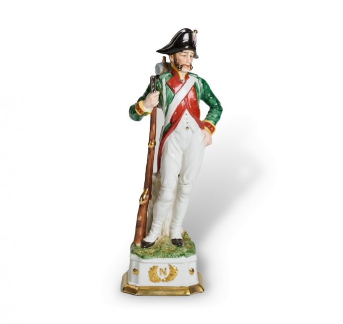 Статуэтка «Пехотинец». Фарфор, Capodimonte, Италия
