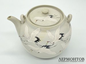 Чайник Журавли. Япония, мастерские Банко, 19 век. Фаянс, роспись.