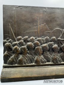 Скульптура «Выступление В. И. Ленина на Путиловском заводе 12 мая 1917 года». Бронза, скульптор Г. А. Черниенко, СССР, конец 20 века