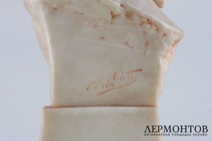 Бюст девушки в легкой накидке. Ар-нуво. Алебастр. Италия, Альфредо Нери, начало ХХ в.