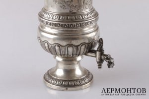 Сосуд для вина с краником. Серебро 800 пробы.  Италия