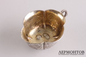 Чарка. Серебро, литье, чеканка, золочение. Российская империя, Москва, 1779 год.