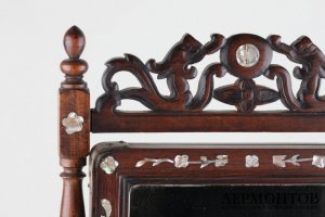 Зеркало настольное, псише. Дерево, инкрустация перламутром. Китай, конец XIX в.