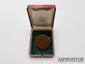 Антикварные часы-луковицы трехкрышечные. Швейцария, рубеж 19-20 вв. Золото 56 пробы.