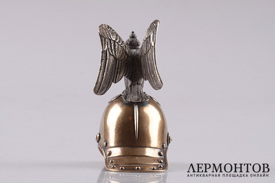 Чарка в виде шлема. А. Хольминг. Фаберже. Серебро 88. Российская империя
