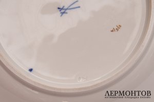 Блюдо Розы. Фарфор, золочение. Германия, Мейсенская фарфоровая мануфакрура. 1 пол. 20 в. 