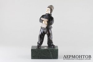 Скульптура Продавец газет. Зап. Европа, 1920-1930-е гг, авт. Мод.- Galgo. Бронза.