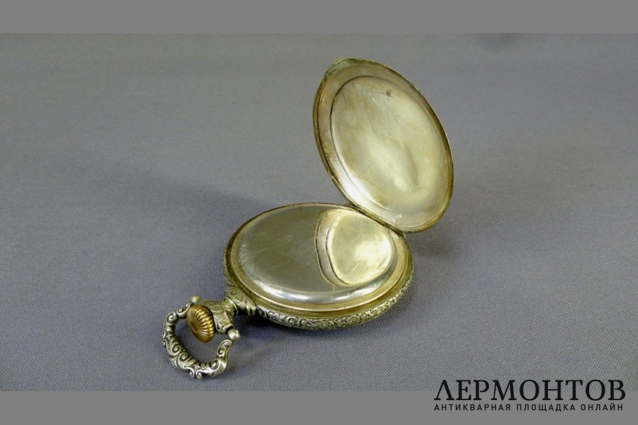 Карманные часы Паровоз. Металл. Швейцария.  часовая мануфактура Regulateur.