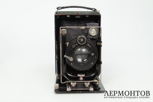 Фотоаппарат Zeiss Ikon, объектив Dominar Anastigmat, затвор Klio. Германия, 1930-е гг