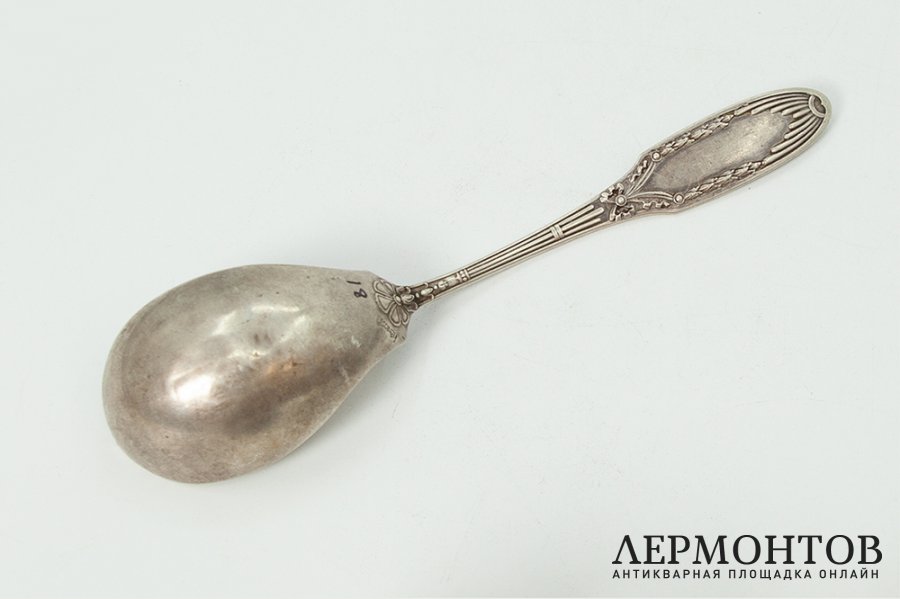 Большая ложка для соуса в стиле неоклассика. Германия, фирма H.MayenCo, кон. 19 в.