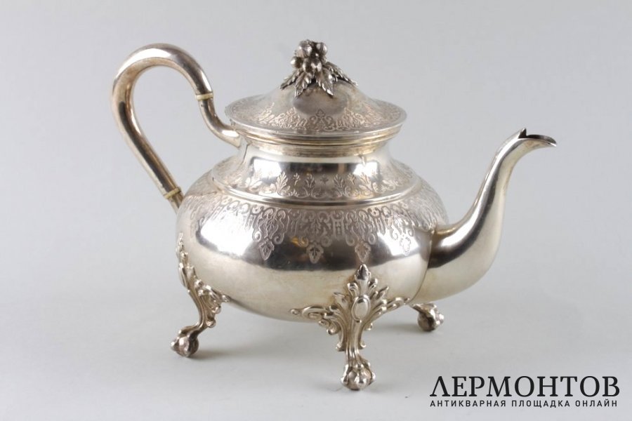Чайник в стиле ампир. Claude Roussel. Серебро 950 пробы. Франция,  XIX в.